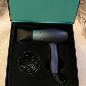 Aria Beauty - Mermaid Mini Blow Dryer